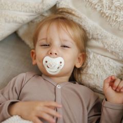Cumlík silikónový, anatomický tvar, 18m +, 2 ks - Nature (7)
