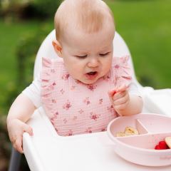 Mušelínový podbradník s volánikom, nepremovaný ružový, BabyOno (5)