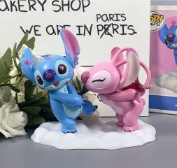 Sada figúrok Lilo a Stitch so stojanom (5)