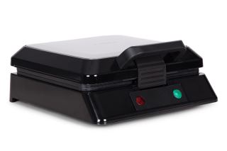 Vaflovač na 4 vafle s nepriľnavým povrchom 1080–1300 W (4)