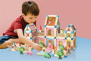 2Kids Toys Drevená stavebnica Zámok farebný (1)