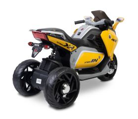 Elektrická trojkolka pre deti TOYZ – 2 motory, LED, USB, žltá (1)