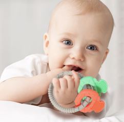Detské hryzátko BabyOno, ORTHO - šedá, mäta, koralová (1)
